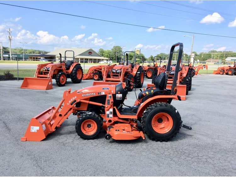 NEW Kubota B2301HSD-1 4WD Tractor-Foldable Rops-R4 Tires Sold Separate