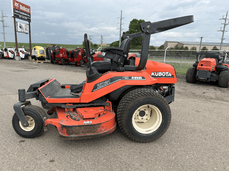 ほぼ未使用 LazyDoge TU60 2025 Kubota Z726 Kawasaki 60