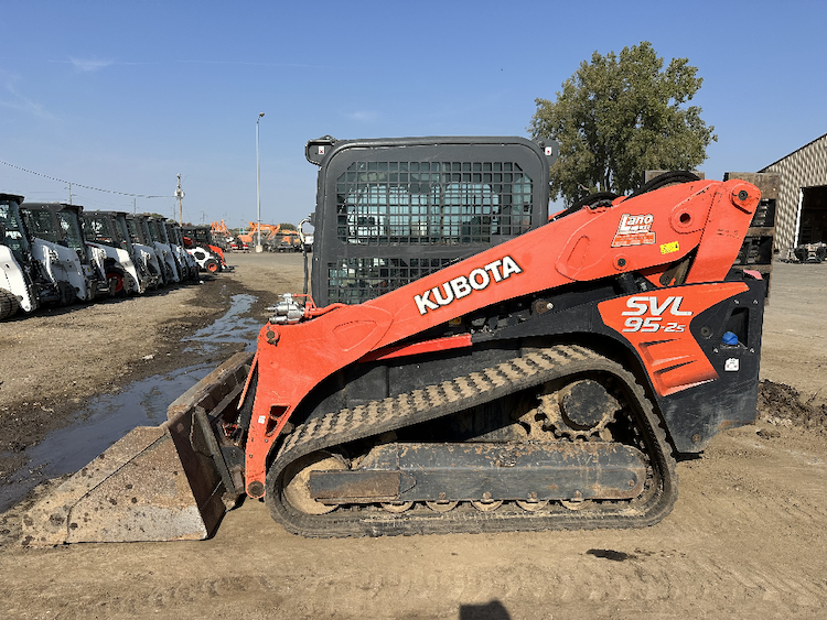 2018 Kubota SVL95 Compact Track Loader 157427