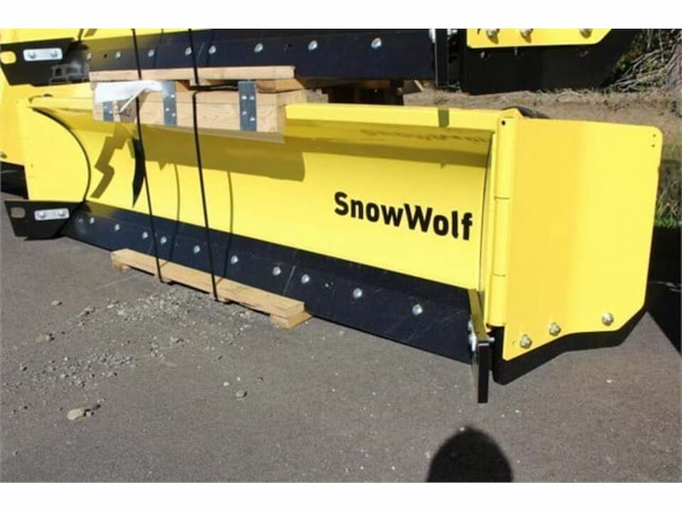 2023 Snow Wolf QP114A Snow Pusher Attachment 240563