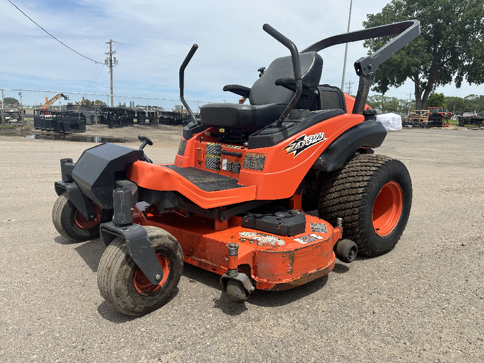 2009 Kubota ZD323-60 Zero Turn Mower 168061 | Lano Equipment 2009 Kubota ZD323-60 Zero Turn Mower 168061 | Lano Equipment